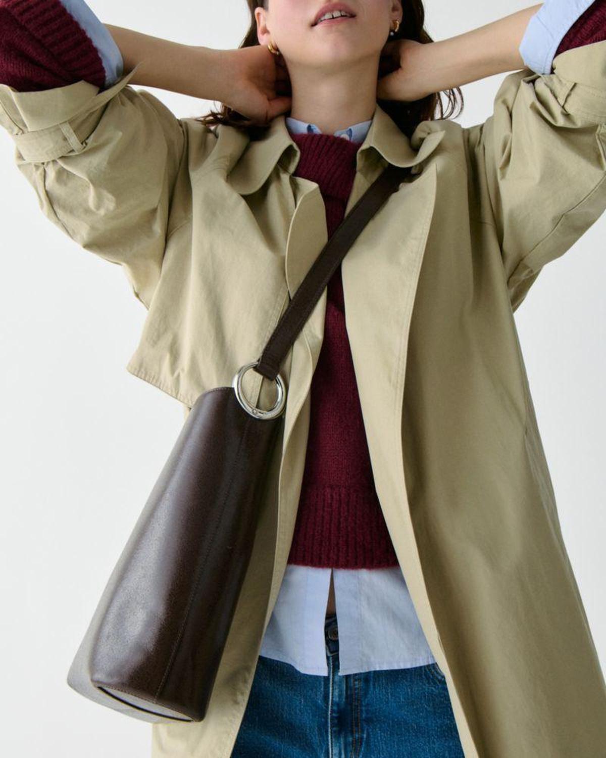 Halo Bucket Bag